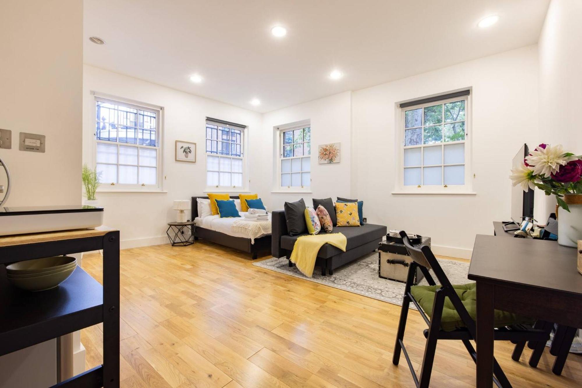 Wild Roses Serviced - Angel Apartament
